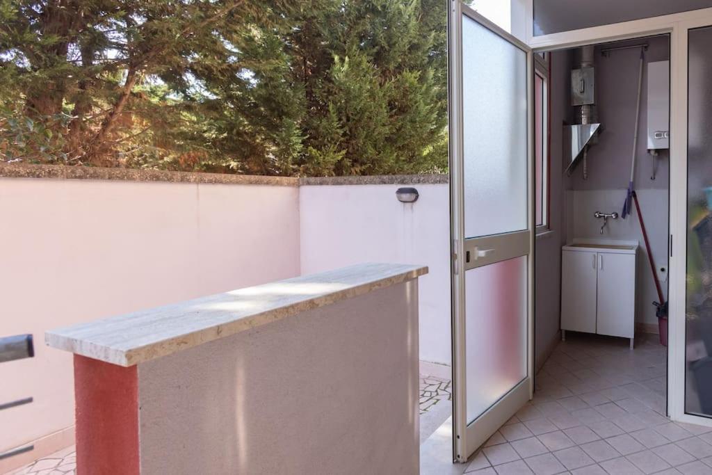דירות לצ'ה Casa Guglielmi מראה חיצוני תמונה